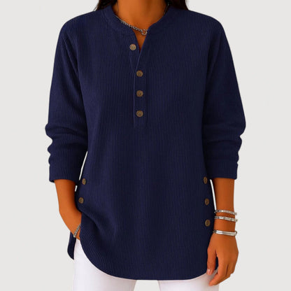 ANIKA – COSY BUTTON TOP