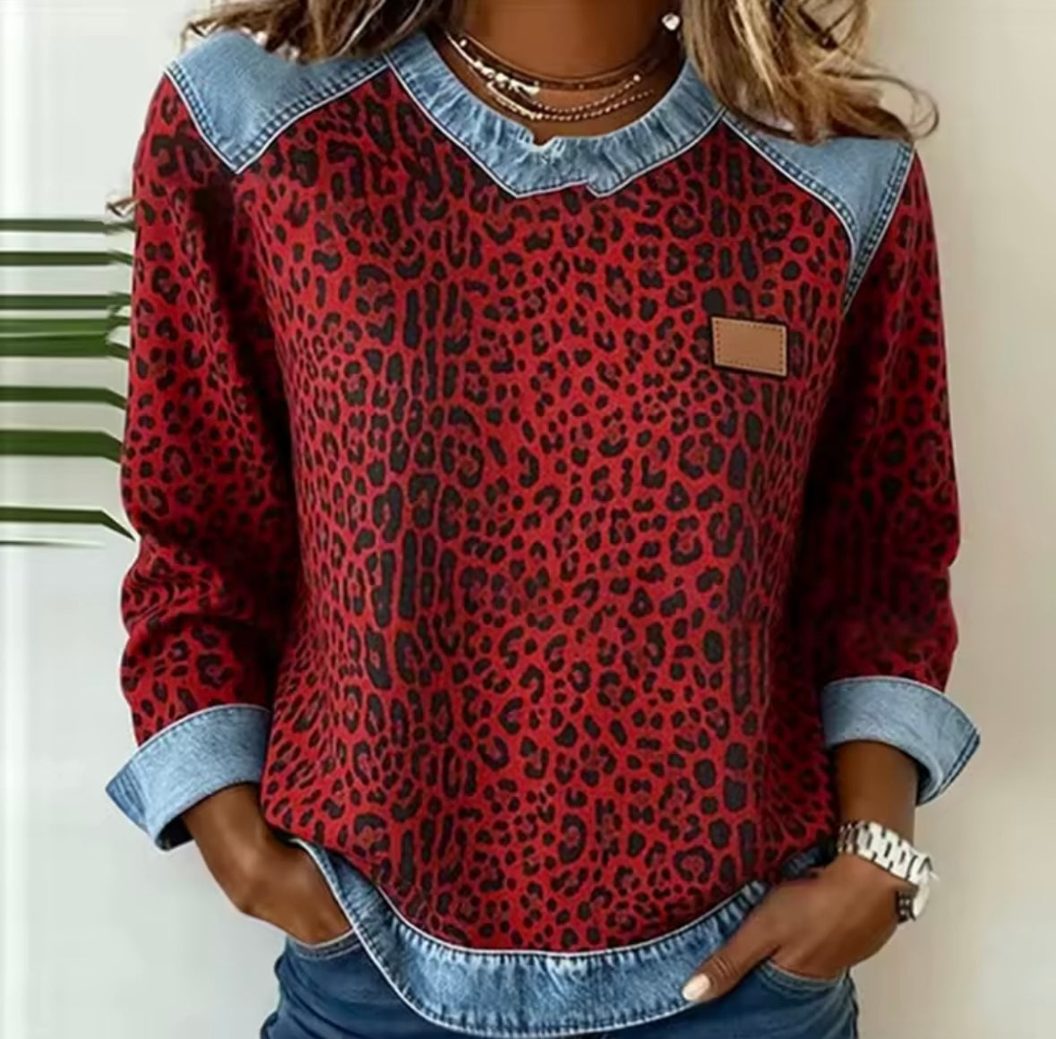 Livia™ | Printed Knit sweater with Denim Collar